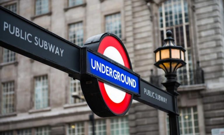 Μετρό Λονδίνου: Βαγόνι γέμισε καπνό – Πανικόβλητοι οι επιβάτες