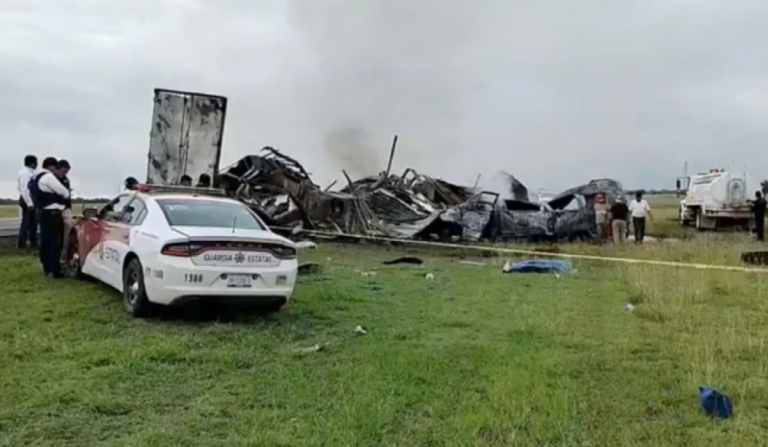 Μεξικό: 26 νεκροί σε συντριβή φορτηγού και επιβατικού λεωφορείου