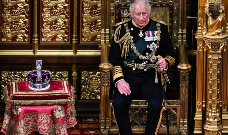 Στέψη Καρόλου: Δείτε Live εικόνα από το Αββαείο του Ουέστμινστερ