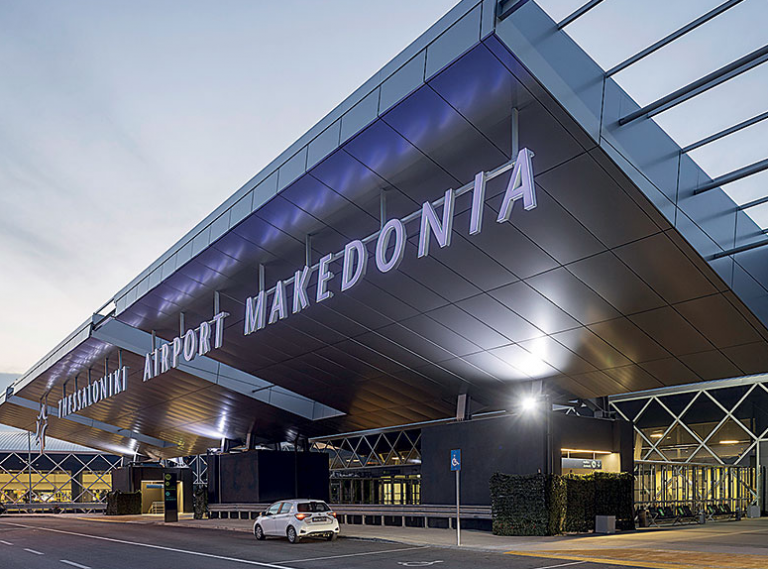 Αναγκαστική προσγείωση αεροσκάφους στο αεροδρόμιο “Μακεδονία” – Ρώσοι τα “κοπάνησαν” και επιτέθηκαν στο πλήρωμα