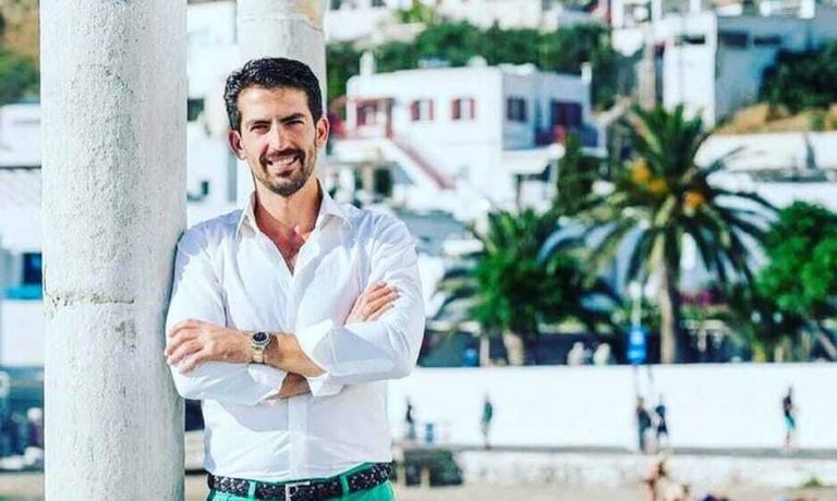 Θλίψη στη Μύκονο: Πέθανε ο γνωστός κοσμηματοπώλης Φώτης Πονηρός