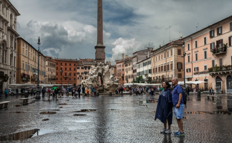 Ρώμη: Ακραία καιρικά φαινόμενα προ των πυλών – Έκλεισε η παρόχθια οδός του Τίβερη