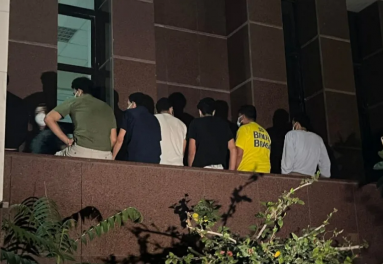 Ναυάγιο στην Πύλο: Από 20 έως 40 ετών οι 9 Αιγύπτιοι διακινητές – Βαρύτατες οι κατηγορίες