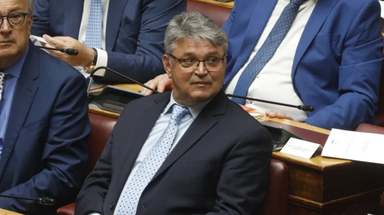 Νατσιός: «Είμαστε κατά της υποχρεωτικότητας του εμβολιασμού για τον κορωνοϊό»