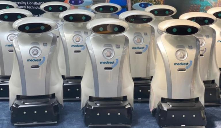 Προχωρά η αντικατάσταση των ανθρώπων στη Σιγκαπούρη