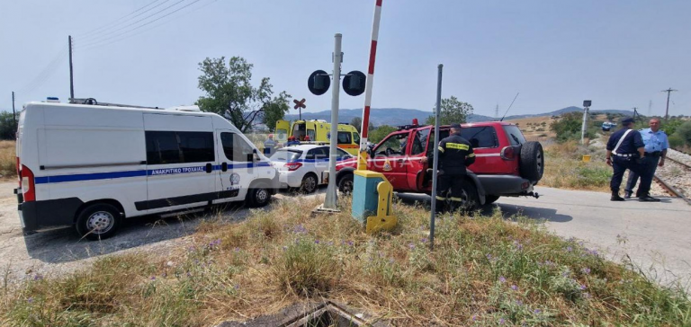 Σύγκρουση μηχανής με τρένο στο Βόλο: Διαμελίστηκε ο μοτοσυκλετιστής