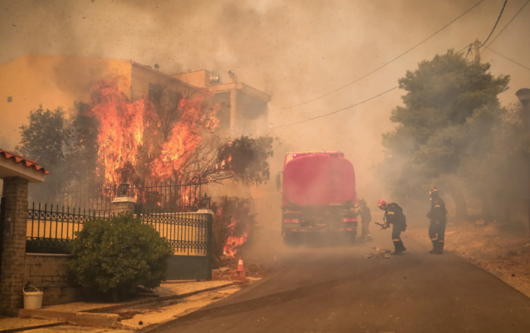 Φωτιές – Live: Φλέγεται η Πάρνηθα, καίγεται για 5η μέρα ο Έβρος – Η εικόνα σε όλα τα πύρινα μέτωπα