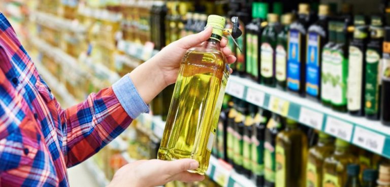 Πρώτα σημάδια πιθανής επερχόμενης μαζικής φτώχειας και χάους στην Ελλάδα