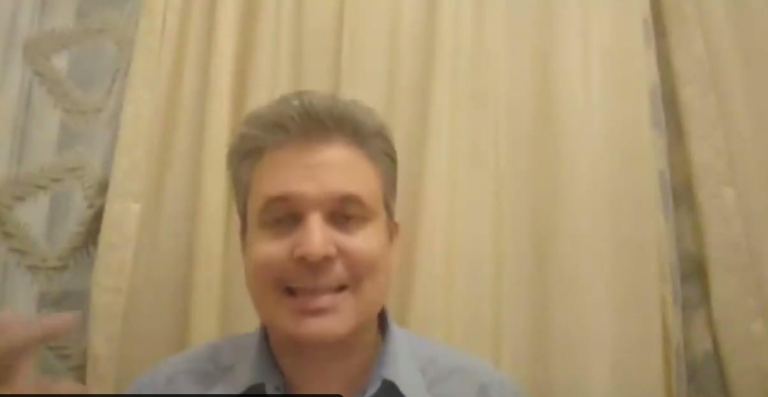 Έχει Λοκαρει Το ΗΑΑRP την Κρήτη; Περίεργες φώτο Καλεσμένος Stranger!