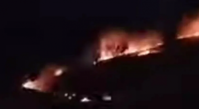 Πυρκαγιά κοντά σε στρατόπεδο στην Κοζάνη – Κίνδυνος για τα πυρομαχικά