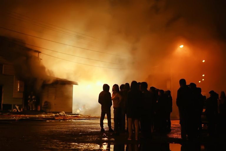 Σημαίες του ISIS ανεμίζουν στο Βερολίνο!