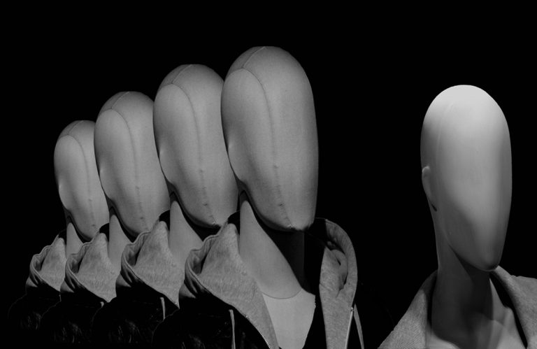 Ανθρωπιά δεν έχουμε!