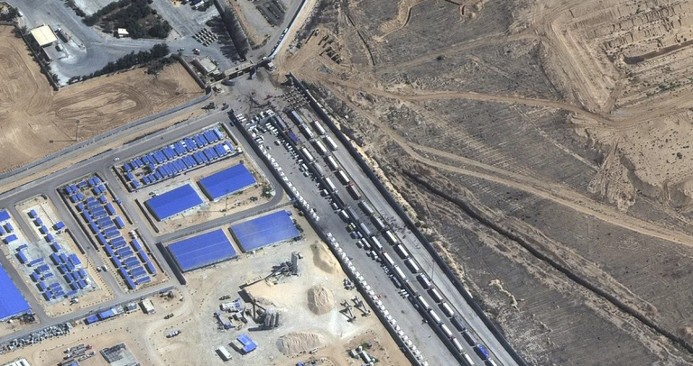 CNN: Ανοιξε το πέρασμα στη Ράφα και ξαναέκλεισε -Πέρασαν 20 φορτηγά με ανθρωπιστική βοήθεια προς τη Γάζα