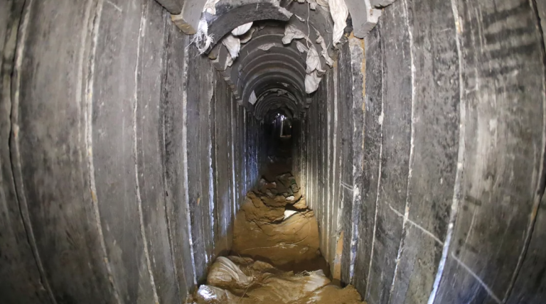 Το μυστηριώδες υπόγειο δίκτυο της Γάζας -Μια πόλη κάτω από την πόλη με σήραγγες που χρησιμοποιεί η Χαμάς
