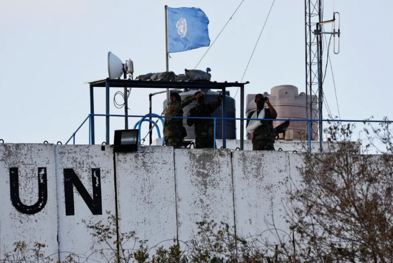 Οβίδα έπληξε αρχηγείο κυανόκρανων του ΟΗΕ στον Λίβανο