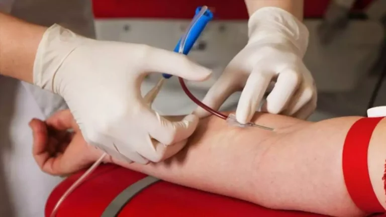 Ο πολιτισμός της χεστρας την έχει κάνει τη μ****** του με το αίμα