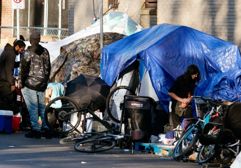 Ρόμπερτ Κιγιοσάκι: «Οι ΗΠΑ θα γίνουν η φτωχότερη χώρα στον κόσμο»