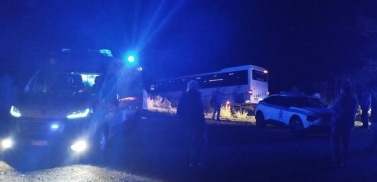 ΚΤΕΛ Αρκαδίας> Έχουμε κάνει όλοι τα εμβόλια COVID-19. Kαι ο συνάδελφός μας οδηγός που πέθανε από ανακοπή είχε κάνει τα εμβόλια