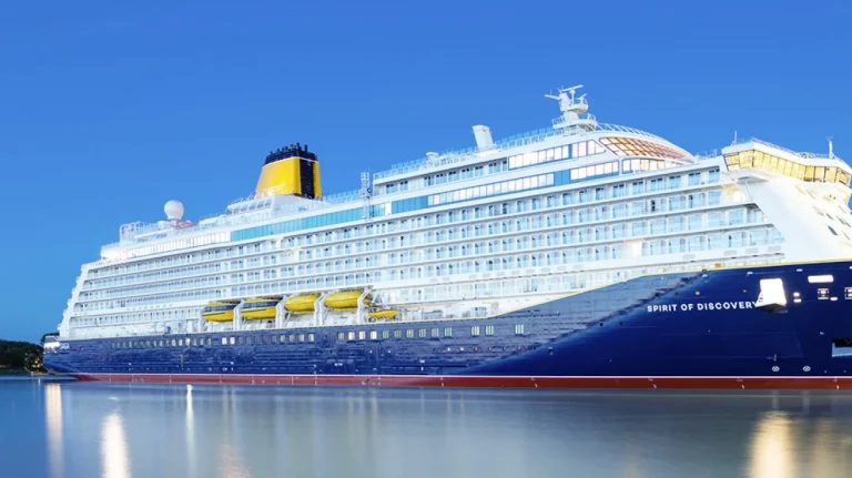 Ισπανία: 100 επιβάτες κρουαζιερόπλοιου τραυματίστηκαν εν μέσω καταιγίδας