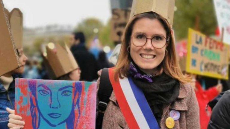 Αριστερός πολιτικός που τάχθηκε υπέρ της μαζικής μετανάστευσης ξυλοκοπήθηκε άγρια από “Βορειοαφρικανούς” στη Γαλλία