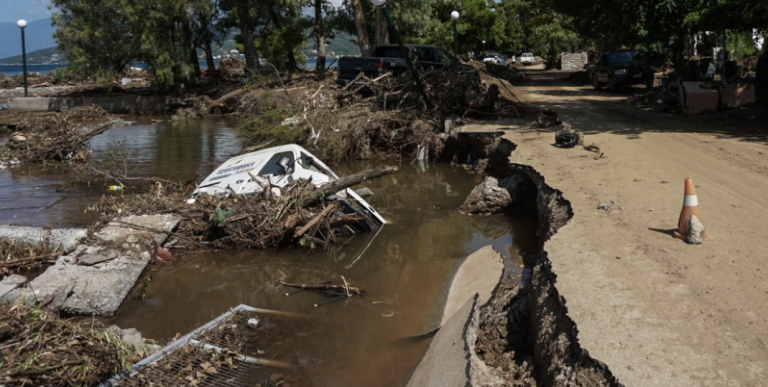 Καιρός Σαββατοκύριακου: Για σφοδρές βροχοπτώσεις, πλημμύρες, ακόμη και κατολισθήσεις προειδοποιούν οι μετεωρολόγοι
