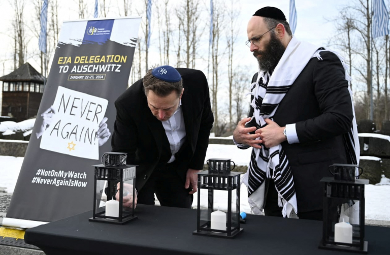 Ο Έλον Μάσκ δηλώνει δημόσια υποταγή στο εβραϊκό λόμπι