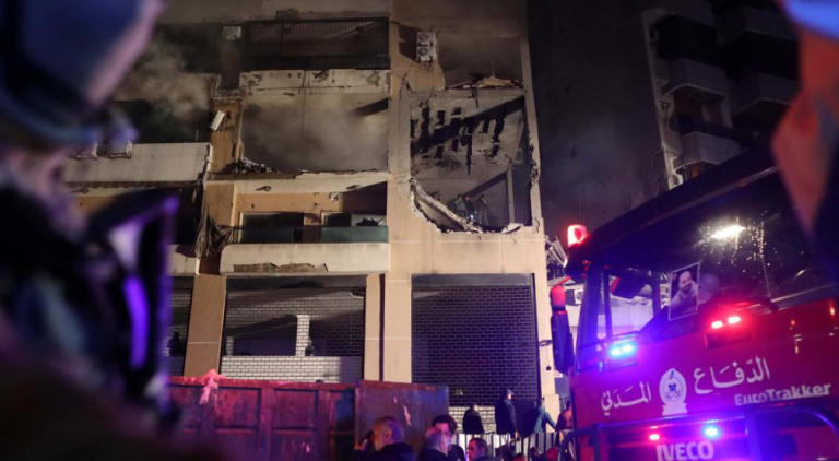 Περιστατικό εμπρησμού στη Βηρυτό: Χεζμπολάχ και Ιράν εκτοξεύουν απειλές – Το Ισραήλ παραμένει προετοιμασμένο για “οποιοδήποτε σενάριο”