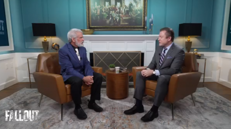 Ποιος κρύβεται πίσω από τη συγκάλυψη της διαρροής στο εργαστήριο;