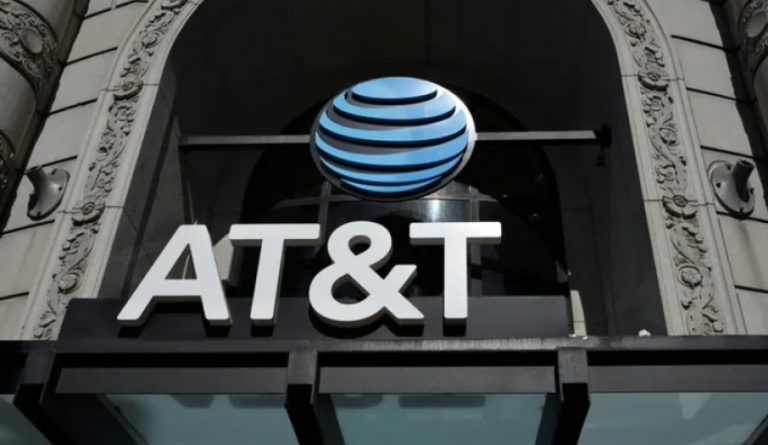 Στο dark web προσωπικά δεδομένα 73 εκατ. πελατών της ΑΤ&Τ