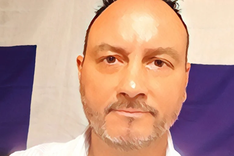 Νίκος Παντελιός: Οι εμβολιασμένοι αρνούνται να ενημερωθούν για τα τελευταία δεδομένα που αναφέρουν τις παρενέργειες των εμβολίων