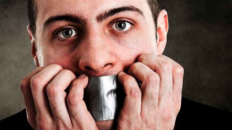 ΑΣΤΥΝΟΜΙΑ ΣΚΕΨΗΣ : Το SB 5427 στην Ουάσινγκτον προσφέρει ανταμοιβές 2.000 δολαρίων σε κατοίκους που καταγγέλλουν γείτονες ένοχους για “λάθος ομιλια”