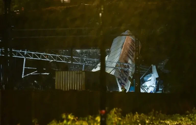 Εκτροχιάστηκε εμπορευματική αμαξοστοιχία στη Νορβηγία, κοντά στο Μπέργκεν – Δεν υπάρχουν αναφορές για τραυματίες