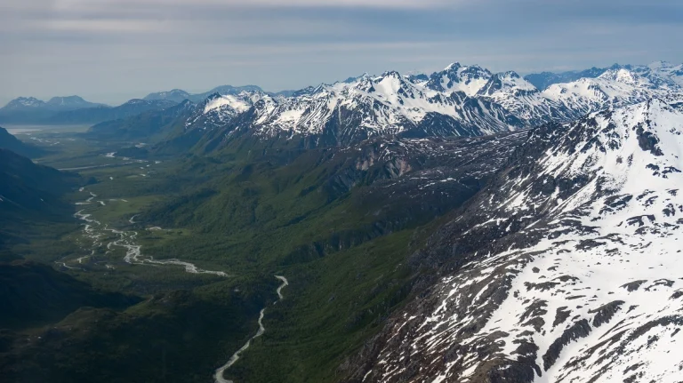 Αλάσκα: Ένας ορειβάτης νεκρός και ένας τραυματίας – Έπεσαν από ύψος 300 μέτρων