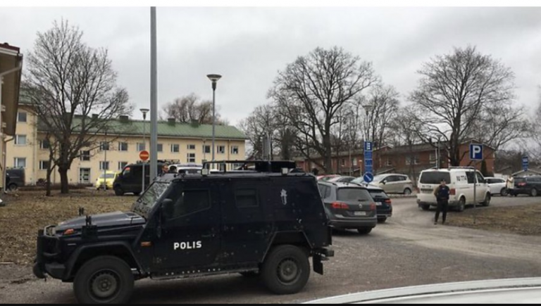 Συναγερμός στη Φινλανδία: Πυροβολισμοί σε σχολείο, τρεις τραυματίες
