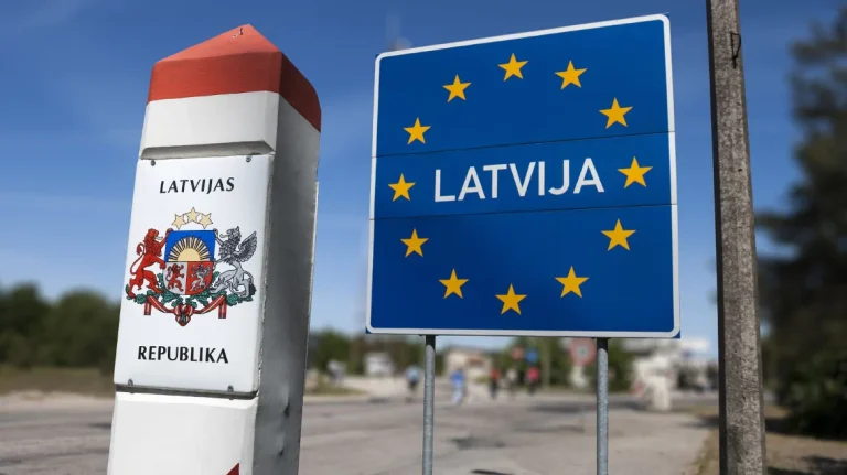 Λετονία: Οι πολίτες καλούνται να μετατρέψουν τα υπόγειά τους σε αντιαεροπορικά καταφύγια