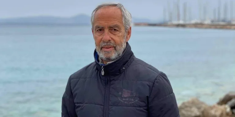 Πέθανε ο δημοσιογράφος Στράτος Σεφτελής