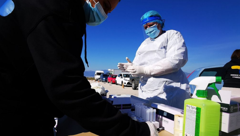 Πρώην στέλεχος του ΠΟΥ αποκαλύπτει: «Δεν υπήρξε ποτέ πανδημία, όλα ήταν μία απάτη»