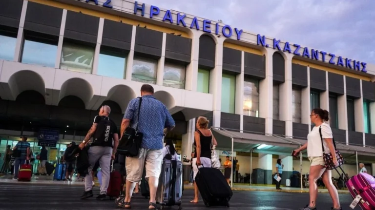 Κρήτη: Ακυρώθηκαν πτήσεις λόγω βλάβης δύο αεροσκαφών – Μεγάλη ταλαιπωρία για τους επιβάτες