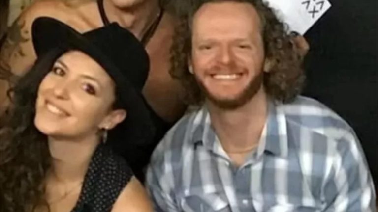 Γνωστός ηθοποιός μαχαίρωσε 20 φορές τη σύντροφό του και προσπάθησε να διαφύγει στο Μεξικό