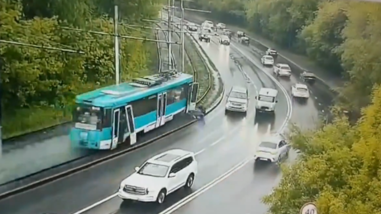 Ρωσία: Ένας νεκρός και δεκάδες τραυματίες από τη σύγκρουση δύο τραμ σε πόλη της Σιβηρίας