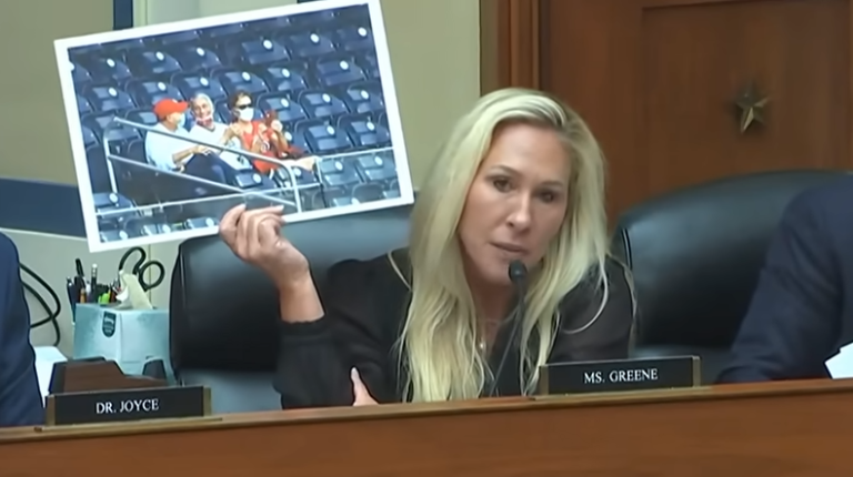 Αμερικανίδα βουλευτής Μάρτζορι Τέιλορ Γκριν: «Δρ. Φάουτσι, ανήκετε στη φυλακή»