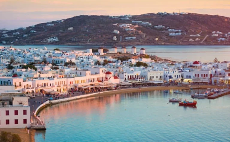 Μύκονος: Γυναίκα βρέθηκε νεκρή σε κρουαζιερόπλοιο