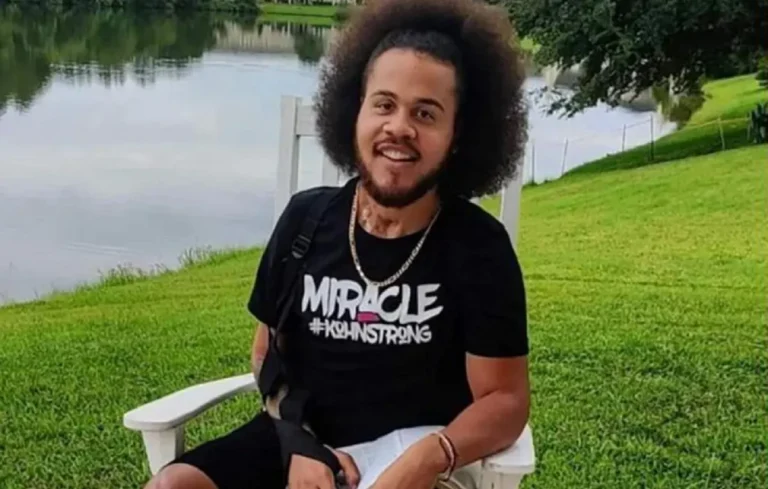 Έπεσε σε κώμα για μήνες ύστερα από τροχαίο, ξύπνησε και τελικά τον πάτησε φορτηγό