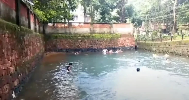 Συναγερμός στην Ινδία για την αμοιβάδα που «τρώει» τον εγκέφαλο – 17 νεκροί