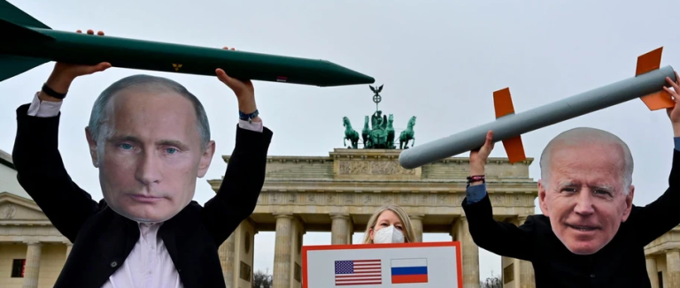 Πρώην υποστράτηγος των ΗΠΑ: Απομακρύνετε τον Μπάιντεν – Υπνοβατεί προς τον Γ’ Παγκόσμιο