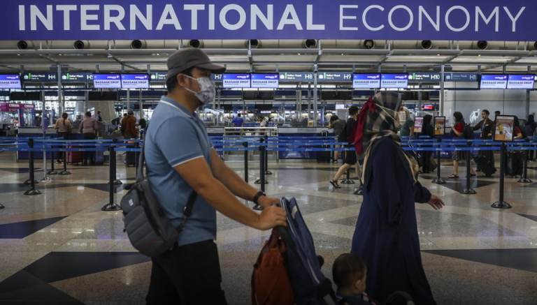 Μαλαισία: Δεκάδες εργαζόμενοι στο αεροδρόμιο της Κουάλα Λουμπούρ ασθένησαν λόγω διαρροής αερίου