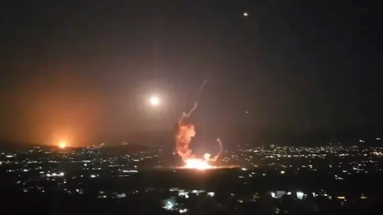 Λίβανος: Ισραηλινή αεροπορική επίθεση σε αποθήκες όπλων της Χεζμπολάχ