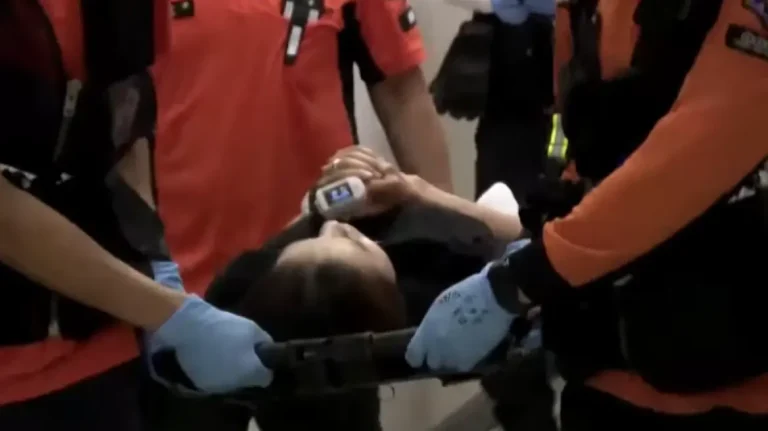 Η ασημένια Ολυμπιονίκης της σκοποβολής Κιμ Γε Τζι κατέρρευσε ενώ έκανε δηλώσεις