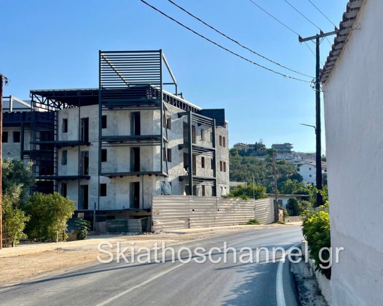 Αστυνομικό θρίλερ στην Μεγάλη Άμμο της Σκιάθου με φόντο τη σορό 57χρονου Βρετανού – Αδιευκρίνιστες μέχρι στιγμής οι συνθήκες του θανάτου του