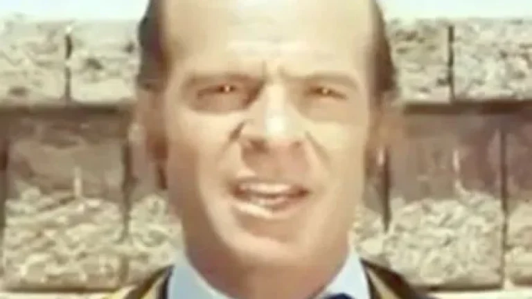 Έφυγε από τη ζωή ο ηθοποιός Μπάμπης Ανθόπουλος